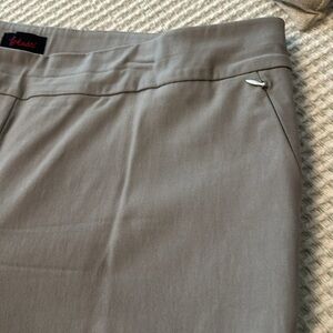 Like new, excellent condition grey pull-up dress slacks Sz20W